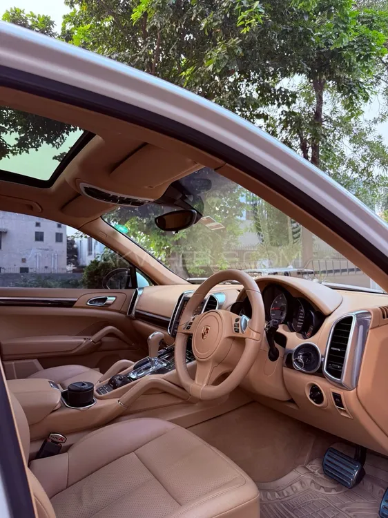 Porsche Cayenne 2013 for Sale in Lahore Porsche Cayenne 2013 for Sale in Lahore Image-15
