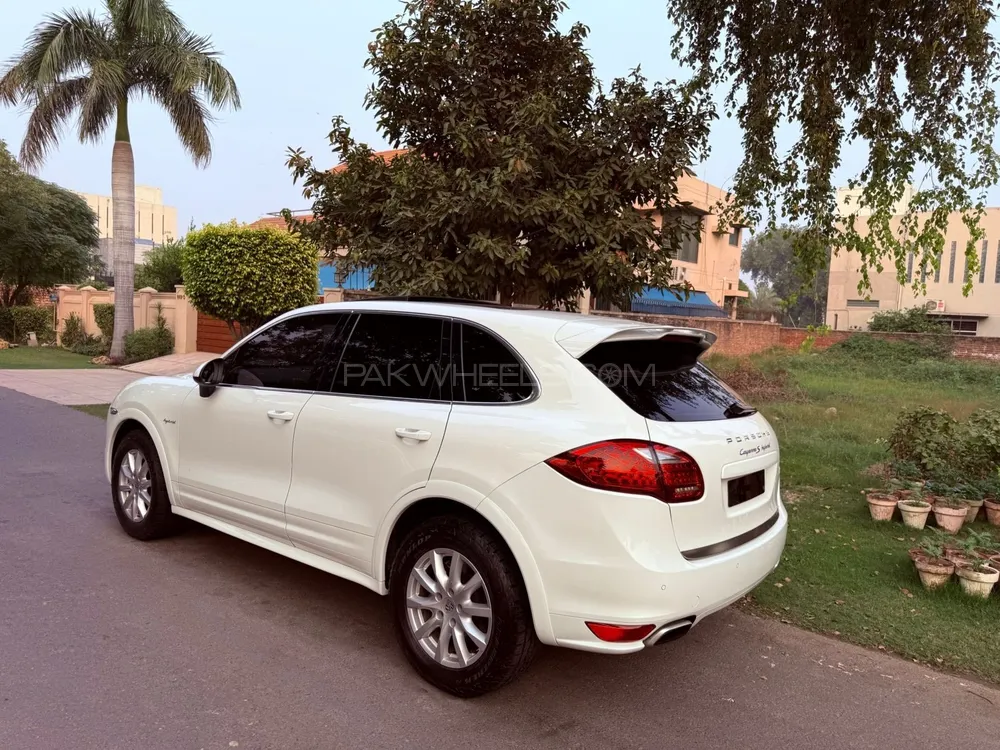 Porsche Cayenne 2013 for Sale in Lahore Porsche Cayenne 2013 for Sale in Lahore Image-5