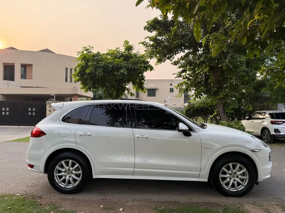 Porsche Cayenne 2013 for Sale in Lahore Porsche Cayenne 2013 for Sale in Lahore Image-7