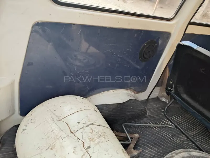 Suzuki Bolan 2016 for Sale in Peshawar Suzuki Bolan 2016 for Sale in Peshawar Image-12