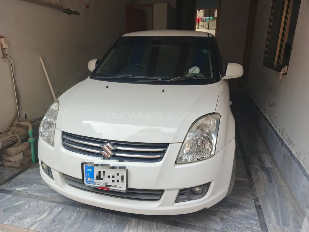 Suzuki Swift 2017 for Sale in Lahore Image-1