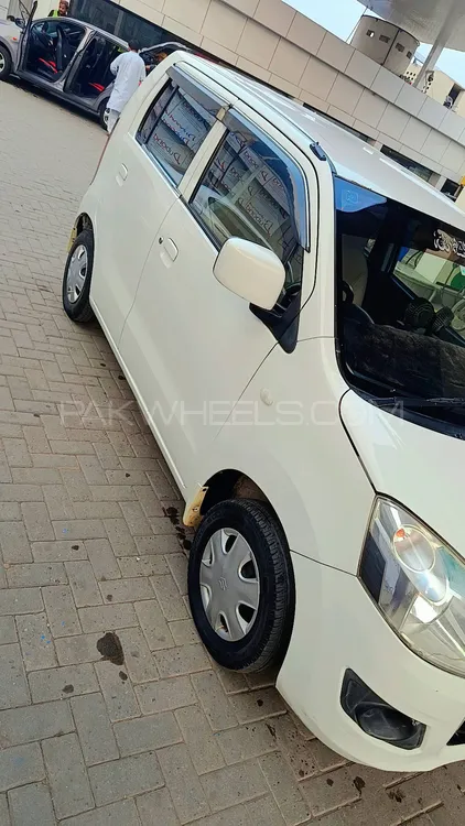 Suzuki Wagon R 2018 for Sale in Multan Suzuki Wagon R 2018 for Sale in Multan Image-2