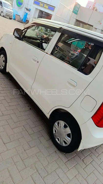 Suzuki Wagon R 2018 for Sale in Multan Suzuki Wagon R 2018 for Sale in Multan Image-5