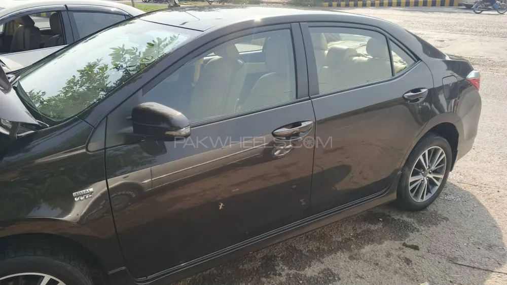 Toyota Corolla 2018 for Sale in Karachi Toyota Corolla 2018 for Sale in Karachi Image-4