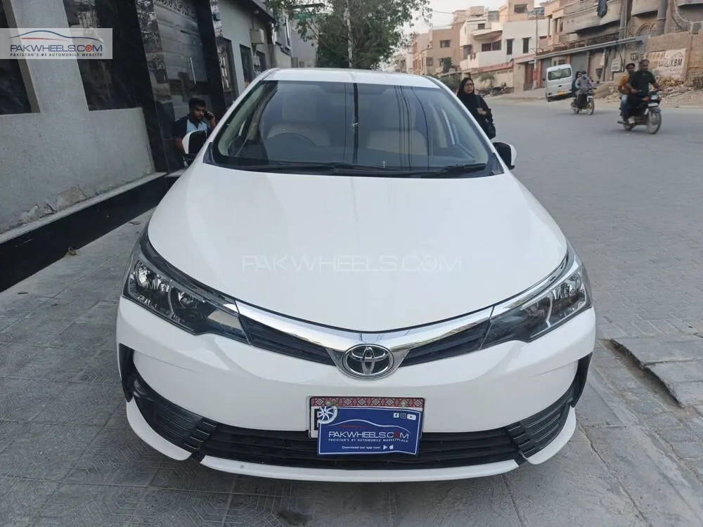 Toyota Corolla 2018 for Sale in Karachi Image-1
