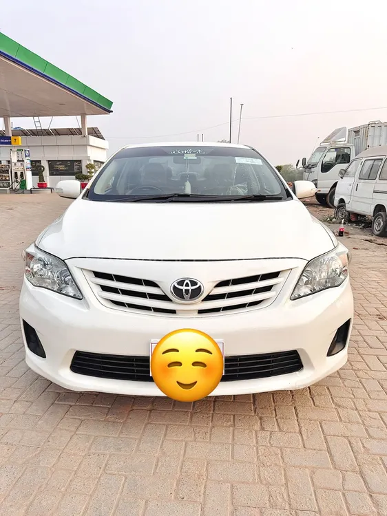 Toyota Corolla 2012 for Sale in Malakwal Image-1