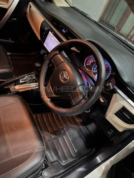 Toyota Corolla 2017 for Sale in Hyderabad Toyota Corolla 2017 for Sale in Hyderabad Image-6