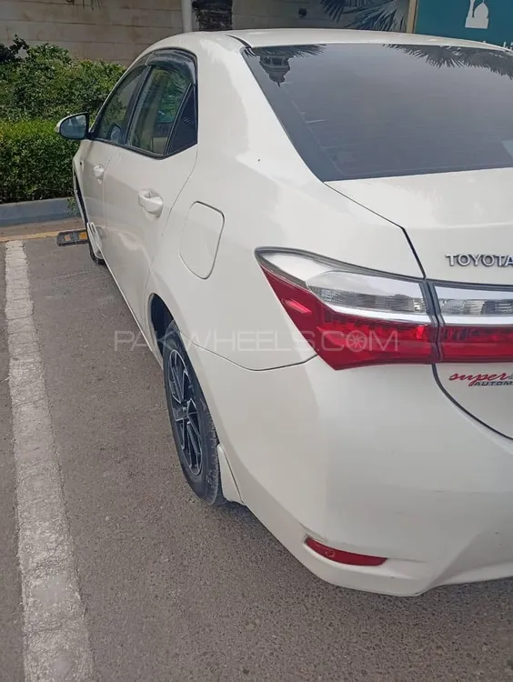 Toyota Corolla 2018 for Sale in Karachi Image-1