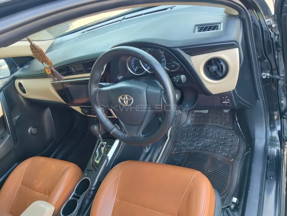 Toyota Corolla 2019 for Sale in Lahore Image-1