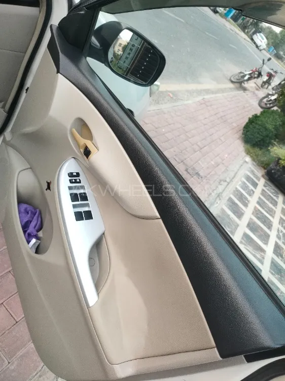 Toyota Corolla 2012 for Sale in Lahore Toyota Corolla 2012 for Sale in Lahore Image-11