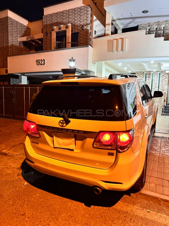 Toyota Fortuner 2014 for Sale in Islamabad Toyota Fortuner 2014 for Sale in Islamabad Image-13