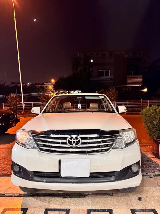 Toyota Fortuner 2014 for Sale in Islamabad Toyota Fortuner 2014 for Sale in Islamabad Image-8