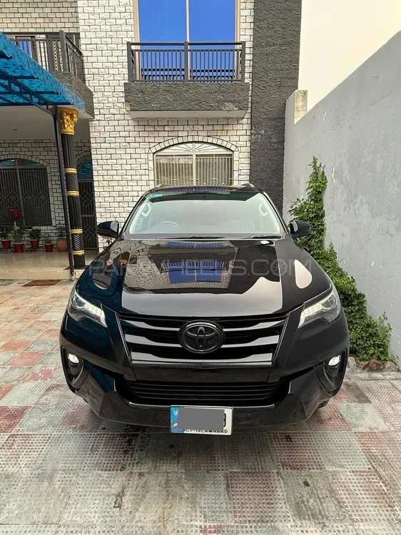 Toyota Fortuner 2019 for Sale in Gujrat Image-1
