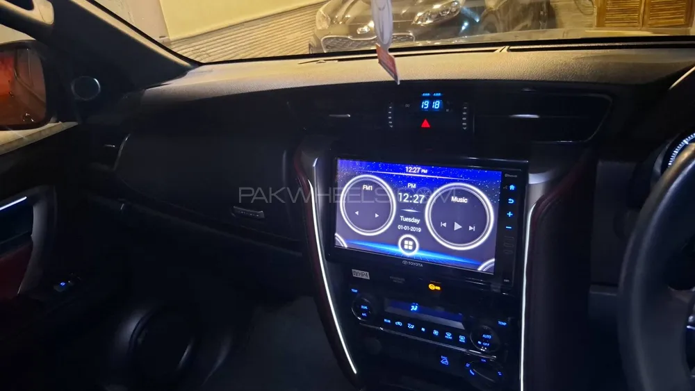 Toyota Fortuner 2023 for Sale in Karachi Toyota Fortuner 2023 for Sale in Karachi Image-14