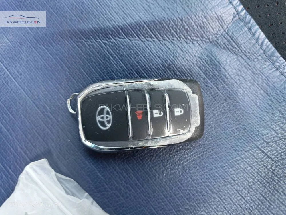 Toyota Hilux 2025 for Sale in Gujranwala Toyota Hilux 2025 for Sale in Gujranwala Image-13