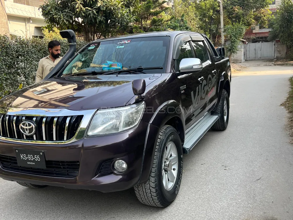 Toyota Hilux 2013 for Sale in Islamabad Toyota Hilux 2013 for Sale in Islamabad Image-5