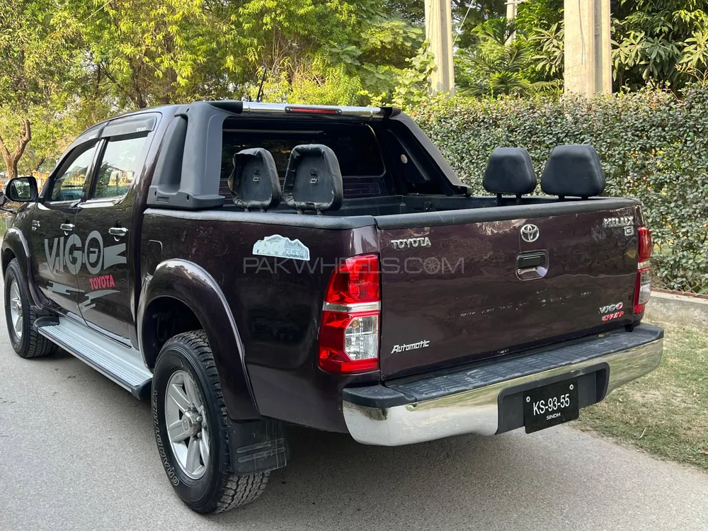 Toyota Hilux 2013 for Sale in Islamabad Toyota Hilux 2013 for Sale in Islamabad Image-9