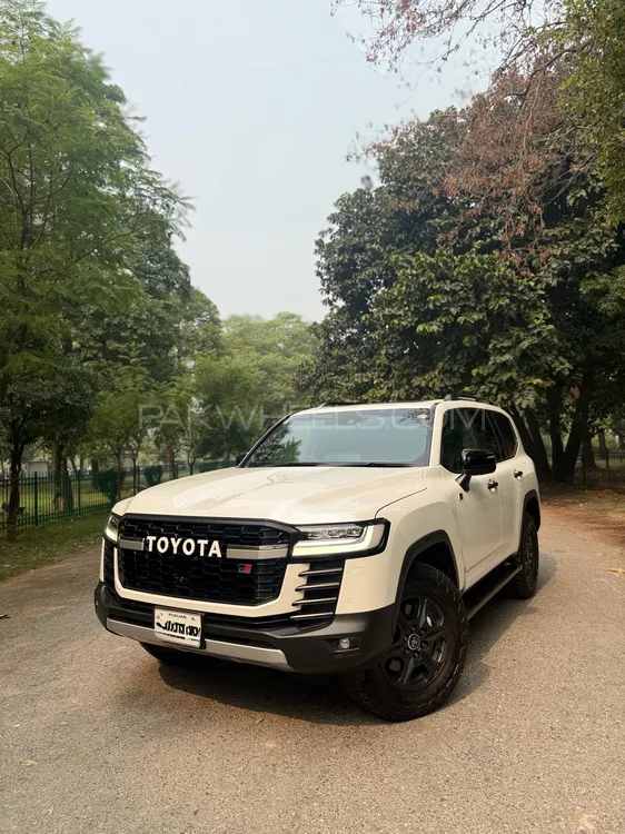 ٹویوٹا لینڈ کروزر 2022 for Sale in لاہور Image-1