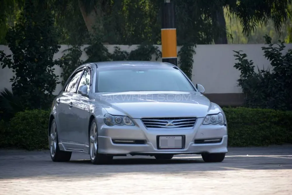 Toyota Mark X 2005 for Sale in Nowshera Image-1