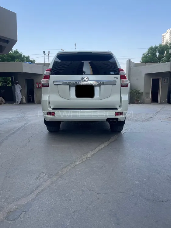 Toyota Prado 2016 for Sale in Karachi Toyota Prado 2016 for Sale in Karachi Image-7