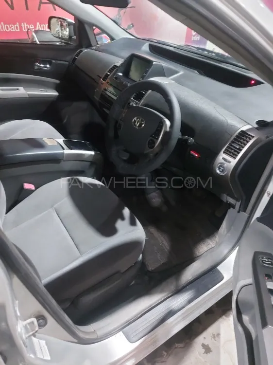 Toyota Prius 2007 for Sale in Lahore Toyota Prius 2007 for Sale in Lahore Image-7