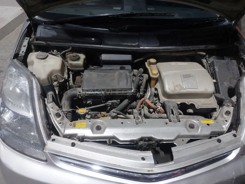 Toyota Prius 2007 for Sale in Lahore Toyota Prius 2007 for Sale in Lahore Image-6