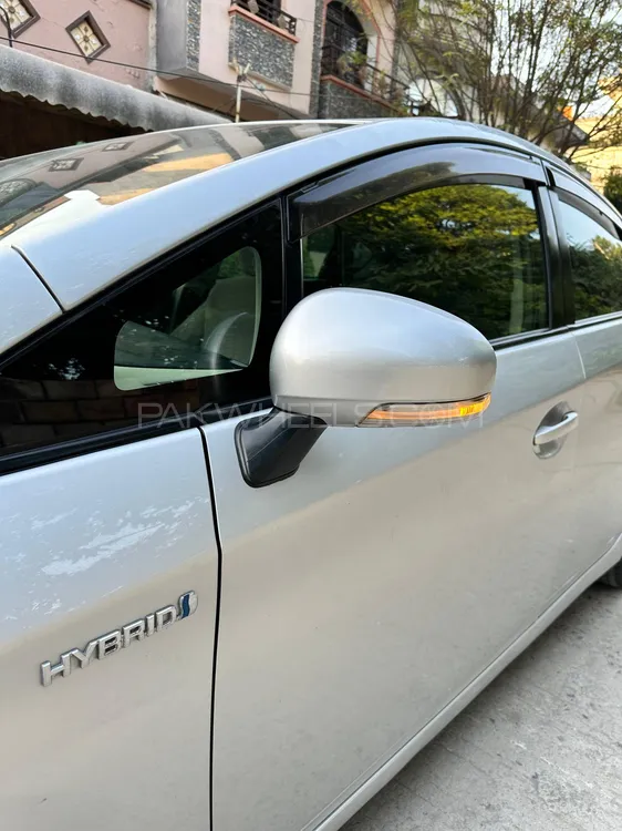 Toyota Prius 2011 for Sale in Islamabad Toyota Prius 2011 for Sale in Islamabad Image-9