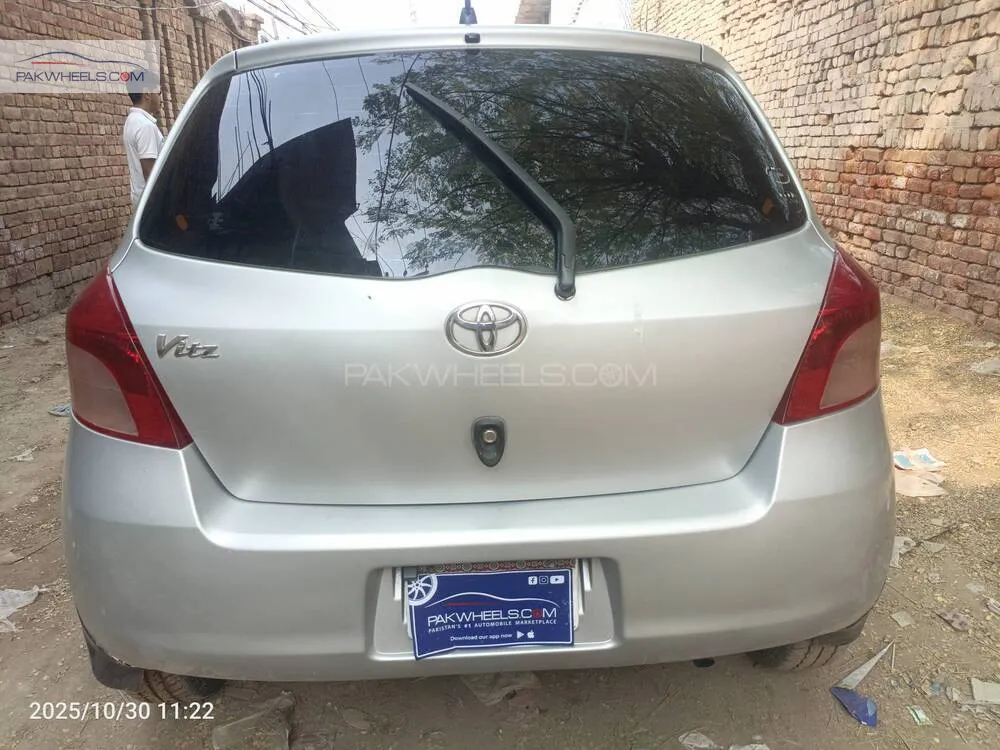 Toyota Vitz 2005 for Sale in Multan Toyota Vitz 2005 for Sale in Multan Image-6