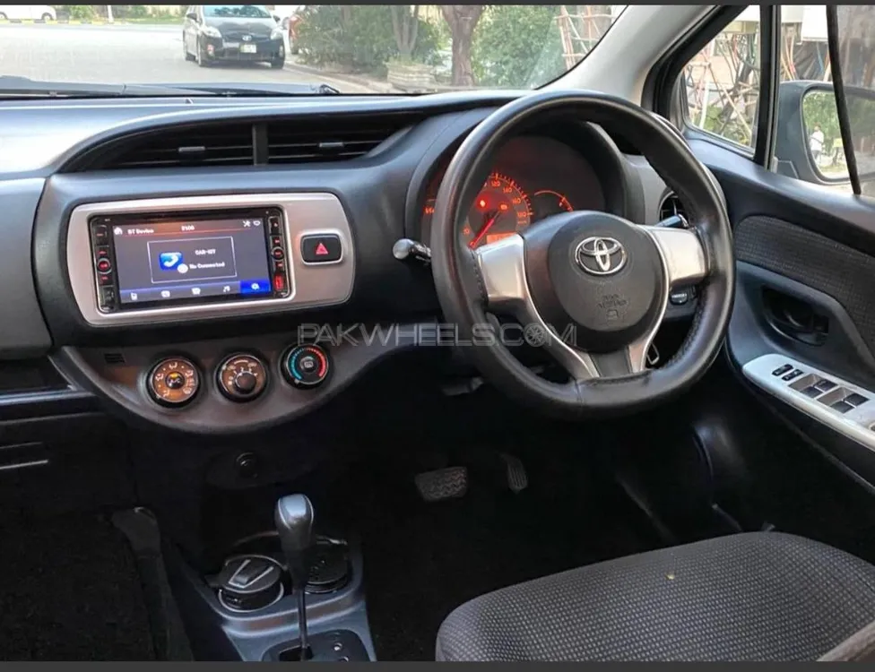 ٹویوٹا ویٹز 2015 for Sale in فیصل آباد ٹویوٹا ویٹز 2015 for Sale in فیصل آباد Image-3