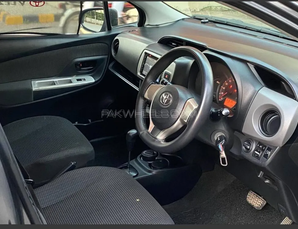 ٹویوٹا ویٹز 2015 for Sale in فیصل آباد ٹویوٹا ویٹز 2015 for Sale in فیصل آباد Image-4