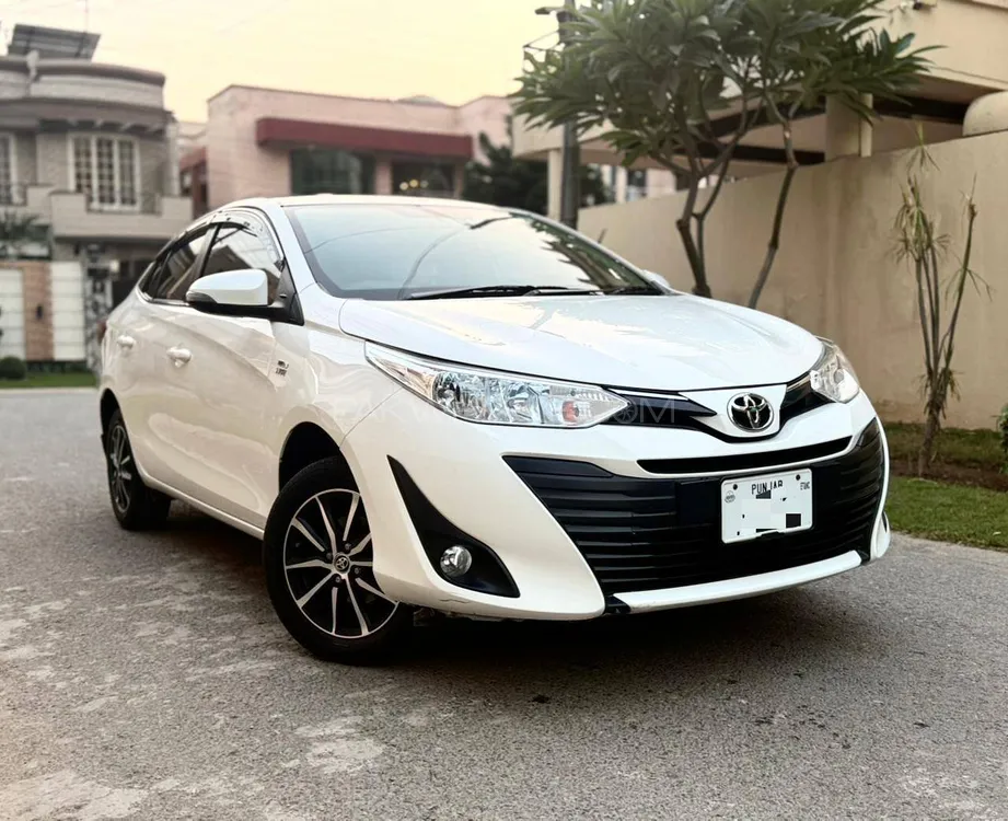 Toyota Yaris Sedan 2022 for Sale in Sialkot Toyota Yaris Sedan 2022 for Sale in Sialkot Image-4