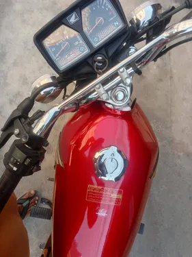 Honda CG 125 2025