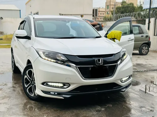 Honda Vezel Hybrid Z Style Edition 2016
