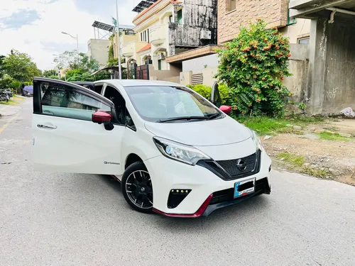 Nissan Note e-Power Nismo 2018