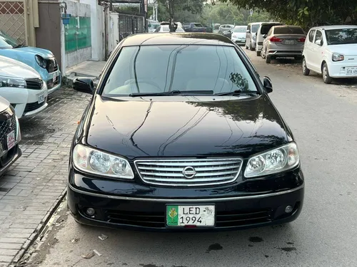 Nissan Sunny Super Saloon Automatic 1.6 2009