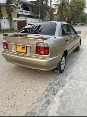 Suzuki Baleno JXL 2005