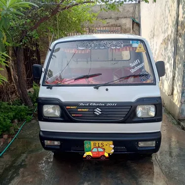 Suzuki Ravi Deckless 2011