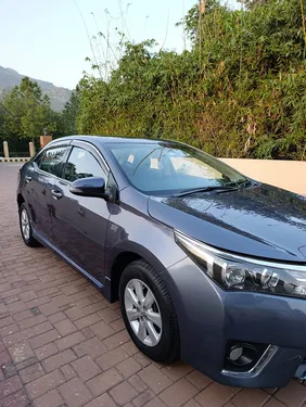Toyota Corolla Altis Grande 1.8 2014