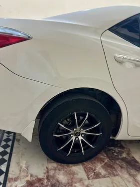 Toyota Corolla GLi 1.3 VVTi 2017