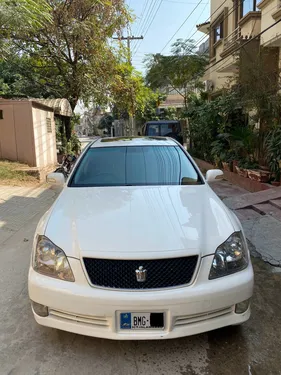 Toyota Crown Athlete G Package 2004