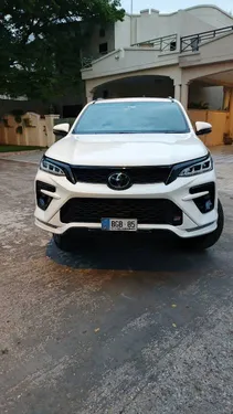 Toyota Fortuner GR-S 2025