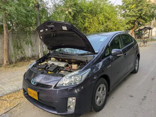 Toyota Prius G 1.8 2010