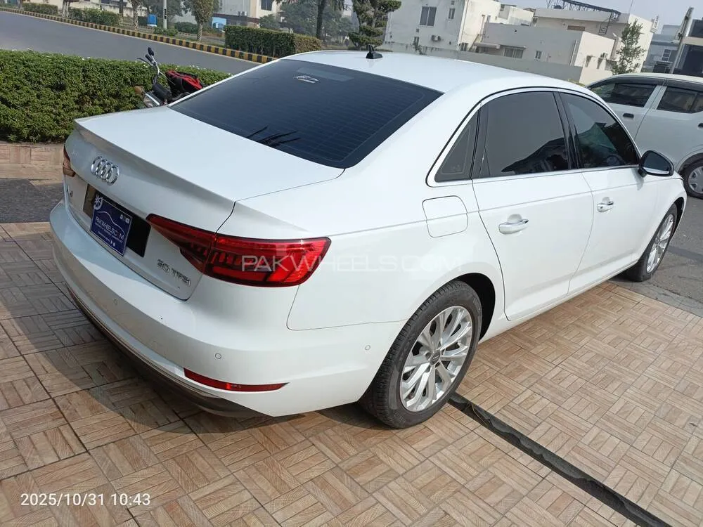 آوڈی اے 4 2017 for Sale in گجرانوالہ آوڈی اے 4 2017 for Sale in گجرانوالہ Image-5