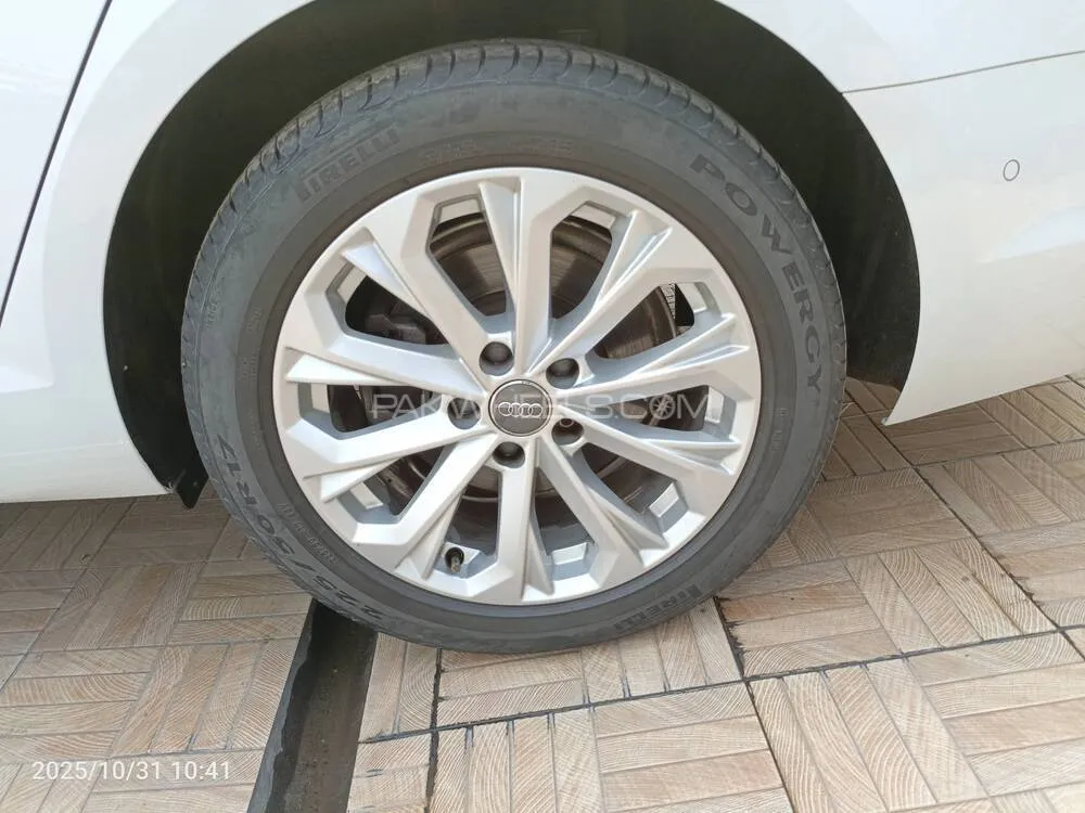 آوڈی اے 4 2017 for Sale in گجرانوالہ آوڈی اے 4 2017 for Sale in گجرانوالہ Image-14