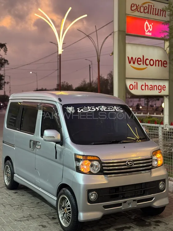 Daihatsu Atrai Wagon 2012 for Sale in Karachi Image-1