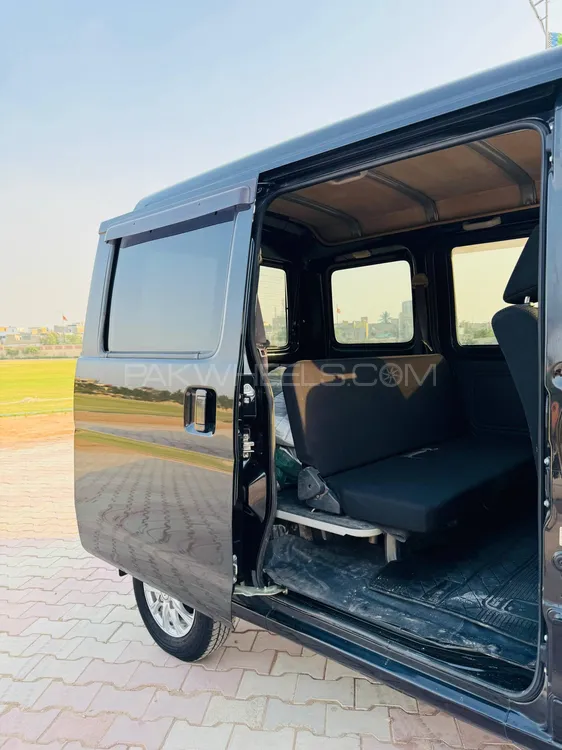 Daihatsu Hijet 2020 for Sale in Karachi Daihatsu Hijet 2020 for Sale in Karachi Image-9