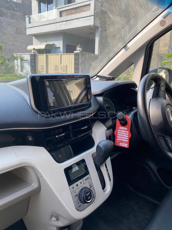 Daihatsu Move 2022 for Sale in Gujranwala Daihatsu Move 2022 for Sale in Gujranwala Image-11