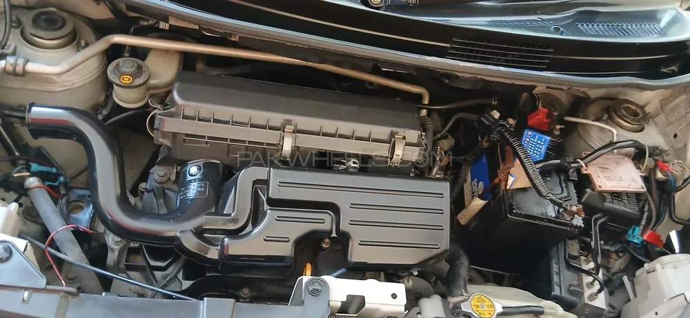 Daihatsu Move 2014 for Sale in Lahore Daihatsu Move 2014 for Sale in Lahore Image-3