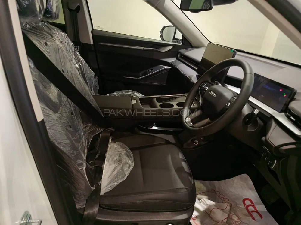 Haval H6 2025 for Sale in Lahore Haval H6 2025 for Sale in Lahore Image-5