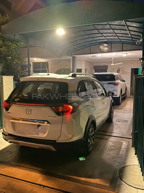 Honda BR-V 2018 for Sale in Lahore Honda BR-V 2018 for Sale in Lahore Image-4